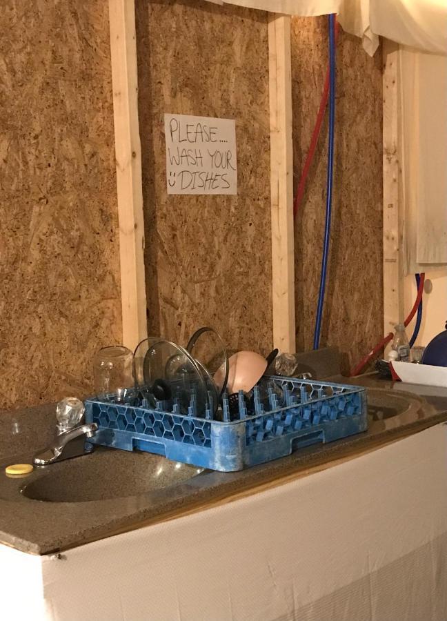 Chicken Coop Pansiyon Cosby Dış mekan fotoğraf
